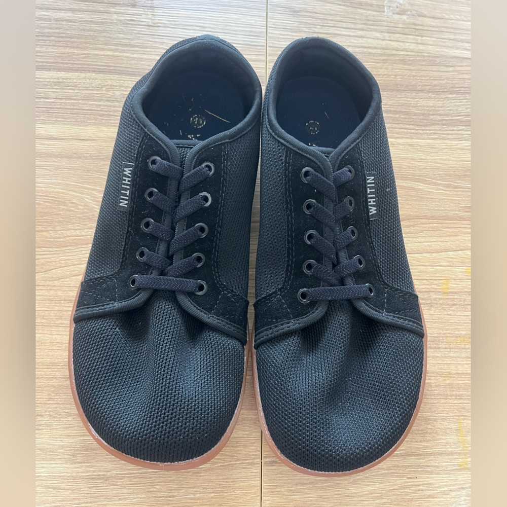 WHITIN Men's Black Canvas Low-Top Sneakers Size 41